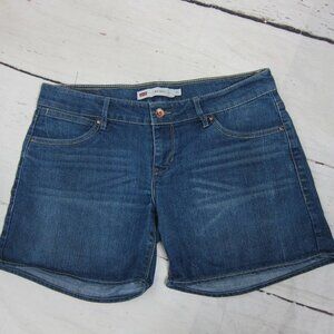 Levi's Midi Shorts Size 11